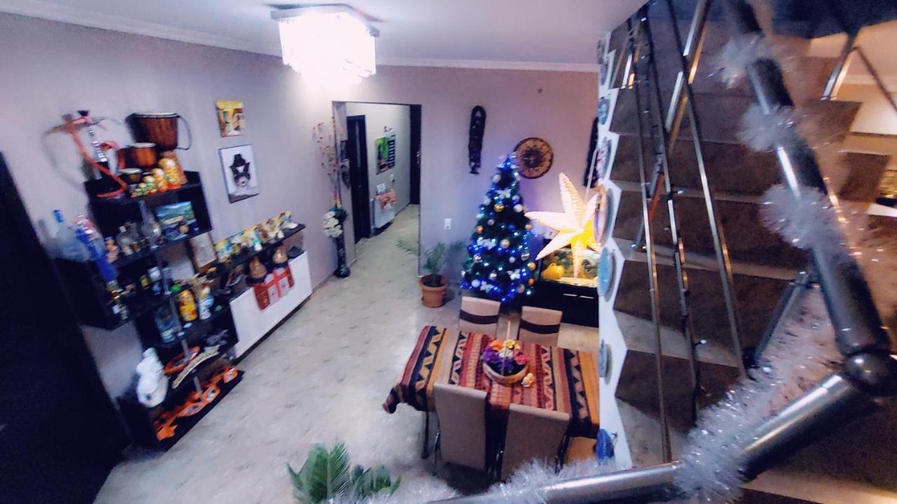Guesthouse Different 第比利斯 外观 照片